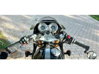 triumph - thruxton rs