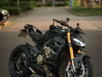 ducati streetfighter v4s dark stealth