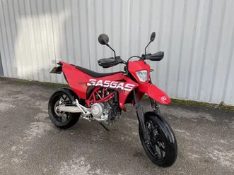 gasgas sm 700 2023 692 cm3 | moto super motard | 15 100 km | 69480 anse