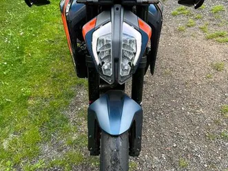 ktm duke 890 r