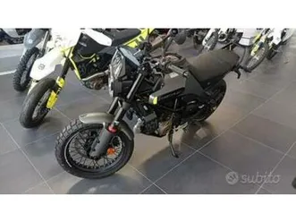 husqvarna svartpilen 125 m.y2025