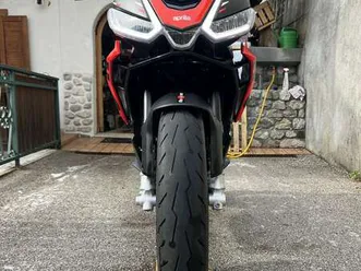 aprilia tuono factory nero