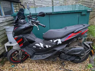 aprilia sr gt 125 replica scooter petrol cvt euro 5 (15 ps) 125 cc