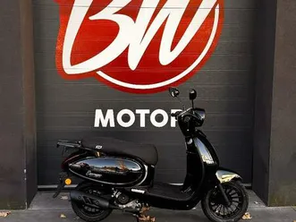 ② gts espresso black pearl @ bw motors malines