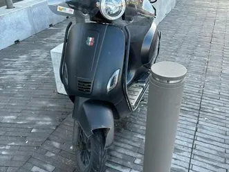 ② gts toscana dynamic scooter - zwart - goede staat