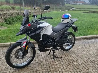 sym nht 125 de 2023 revisionada como nova negreiros e chavão