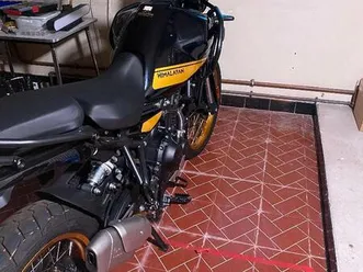 ② royal enfield himalayan 450 bouwjaar 2024 · 2.070 km