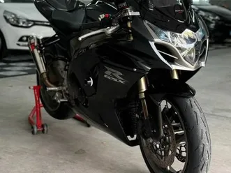 gsxr 1000 de 2011 (l1) coimbra (sé nova, santa cruz, almedina e são bartolomeu)