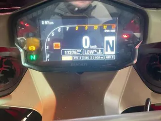 ducati panigale 1199 s ähnlich v4