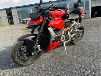 ducati streetfighter v2