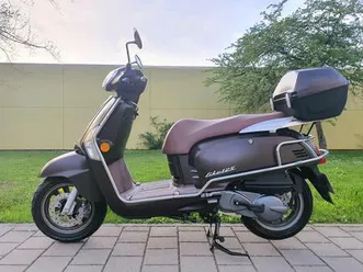 kymco like 125 roller bj. 2016 mit 8650 km + topcase moped