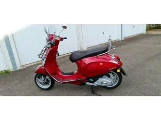 vespa primavera touring