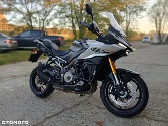 suzuki gsx 1000