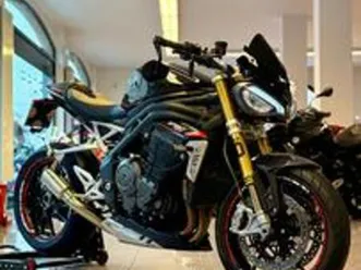 triumph speed triple rs 1200 ohlins finanziabile