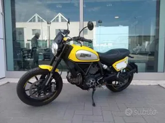 ducati scrambler 800 flat track pro