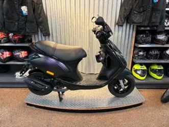 piaggio zip 50 sp full option nota aanwezig nieuw 3699. — scooters | piaggio — marktplaats