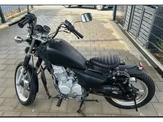 daelim vs 125 ccm bobber