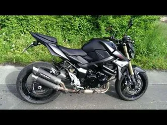 suzuki gsr 750