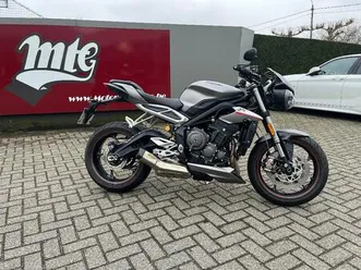 ② triumph street triple rs 765 2018 8dkm btw-moto