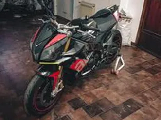 aprilia tuono 1000 - 2011