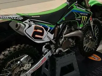 ② kawasaki kx 250 2007