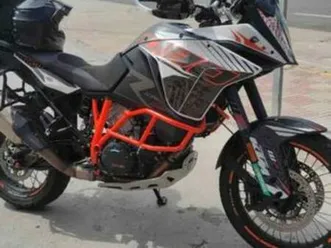 ktm - 1090 adventure r
