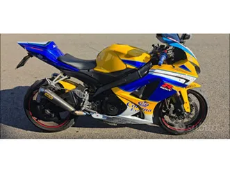 moto gsx-r 1000 k7