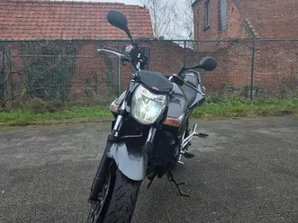 ② suzuki gsr600 met abs