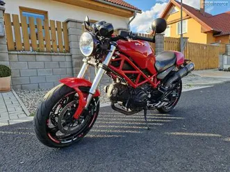 ducati monster 695