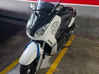 yamaha - xmax