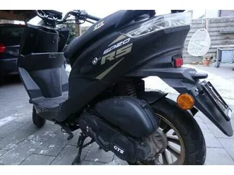 ② gts and stuff 50 cc (45km/h)