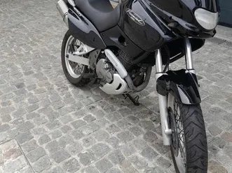 vendo suzuki freewind 650 pedreira, rande e sernande