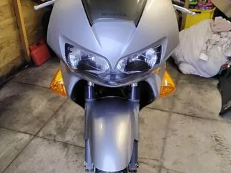 honda vfr800fi 1998 silver.