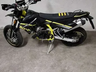 swm sm 125 r es2022 nero