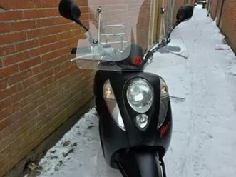 sym mio 50 snor – matt black edition — scooters | sym — marktplaats