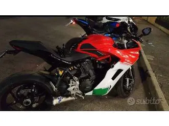 ducati sportiva rosso
