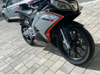 aprilia rs4