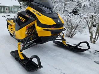 600r e-tec competition package (aj.vain 800km / juuri huollettu)