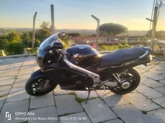 vendo honda vfr 750 almargem do bispo, pêro pinheiro e montelavar
