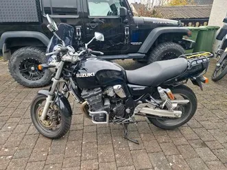 suzuki gsx750 inazuma