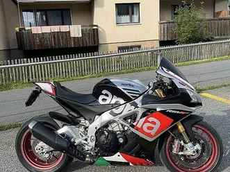aprilia rsv4 rf in top zustand