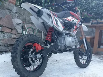 pitbike 125 cc + ricambi nuovi inclusi