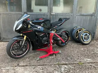 honda cbr 1000 sc59 rennmotorrad