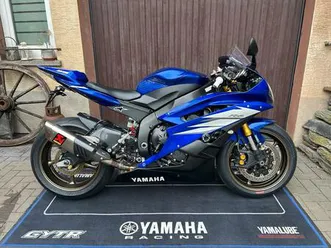 yamaha yzf-r6 rj11 akrapovic