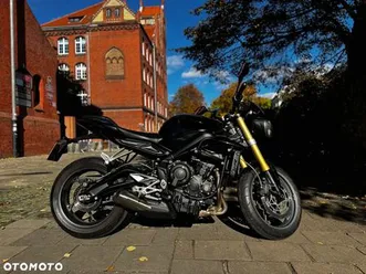 triumph street triple