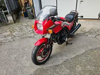 kawasaki gpz 750 - 1983
