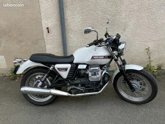 moto guzzi v7 classic