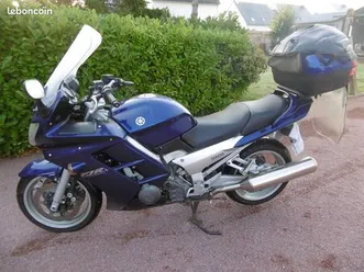 vents yamaha 1300 f j r avec ses 3 valises