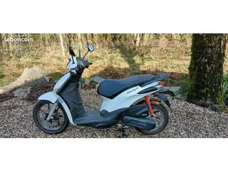 vend scooter piaggio liberty s