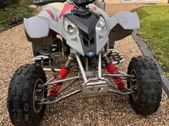 quad polaris prédator 500